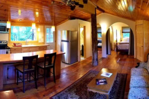 Farmview Cottage at White Lotus Eco Spa Retreat